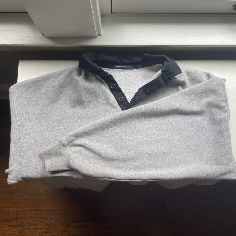 Oversize brandy melville quarter button up